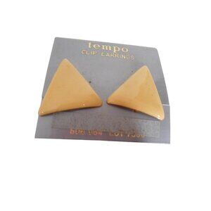 NIB Vintage Yellow beigey enamel Triangle clip on earrings 1980s costume jewelry